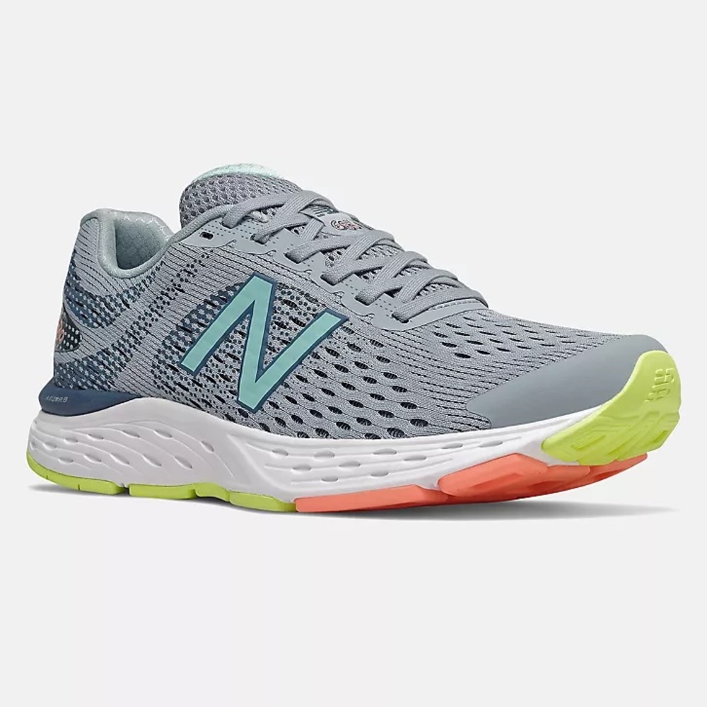 New Balance Women's 680v6 Gray and Blue Athletic Shoes